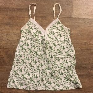 American Eagle green floral top